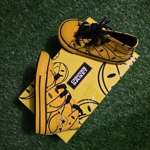 Converse x Chinatown Market CTAS Hi Cyber Yellow Black Smiley Size 7 Infant